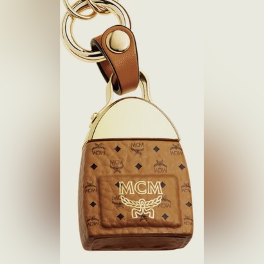 MCM BAG CHARM - Picture 2 of 2